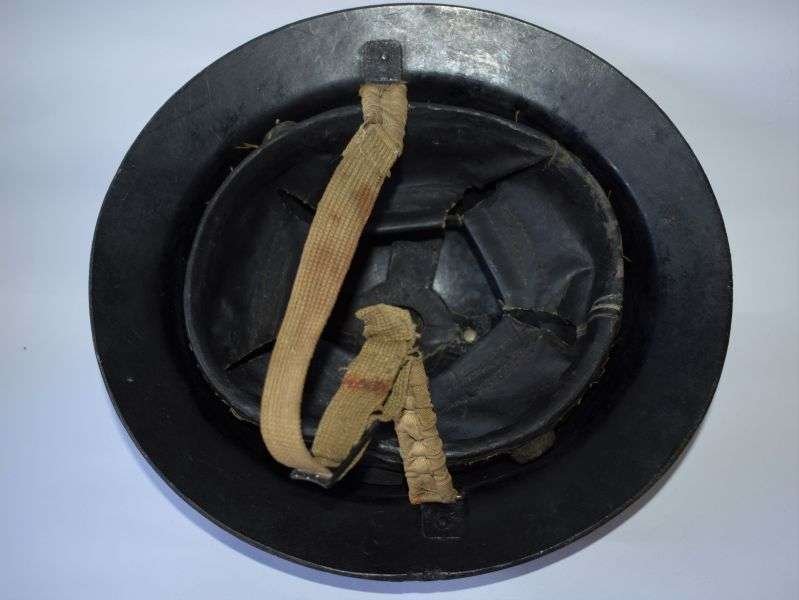 96) Excellent WW2 British Home Front Bakelite Protective Helmet — image 4