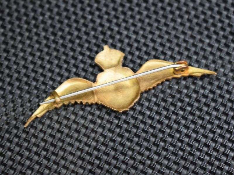 52) Lovely 1930s-WW2 RAF Wings Sweetheart Brooch — image 2