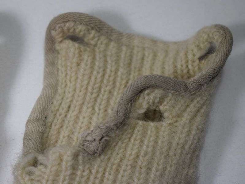 160) WW2 Era British Military Issue Fingerless Wrist Warmers — image 11