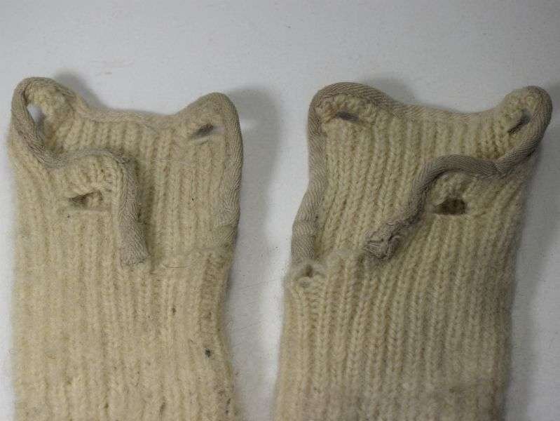 160) WW2 Era British Military Issue Fingerless Wrist Warmers — image 13