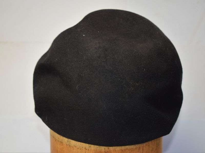 162) Vintage British Red Cross Woman's Hat with Badge — image 4