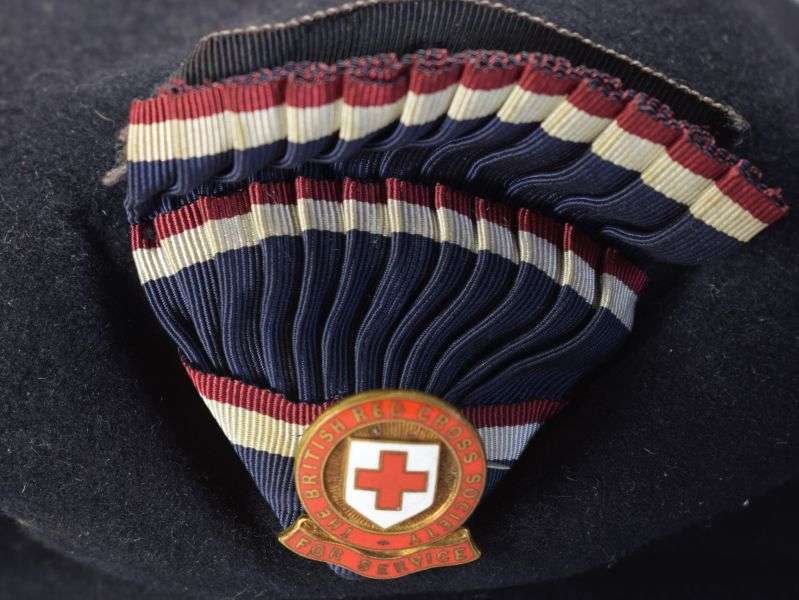 162) Vintage British Red Cross Woman's Hat with Badge — image 7