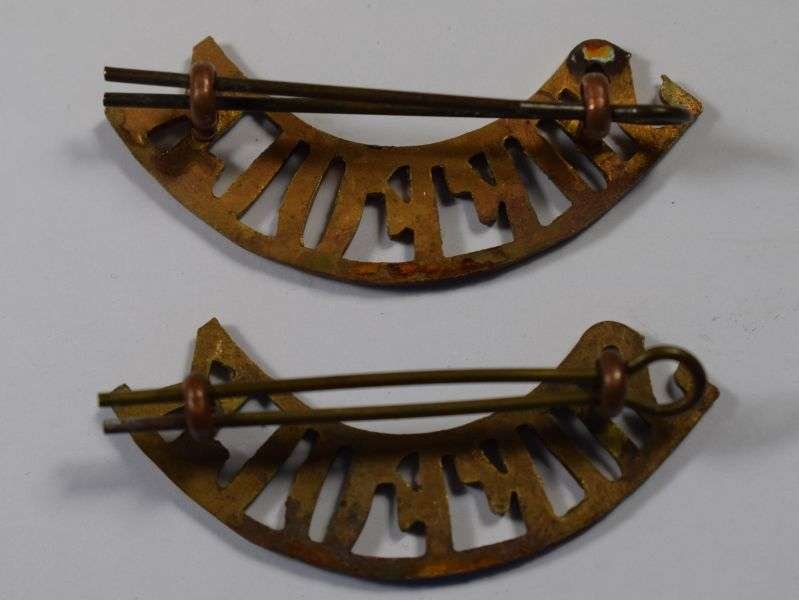 6) Original WW1 WW2 Suffolk Regiment Brass Title Pair — image 2