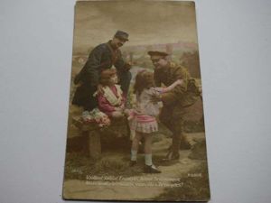 171) WW1 French Postcard. British & French Soldiers with Children