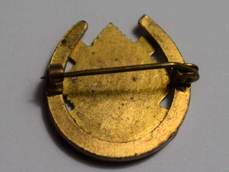 129) Excellent Original WW1 WW2 Lucky Horseshoe Sweetheart Brooch. The Royal Scots — image 2