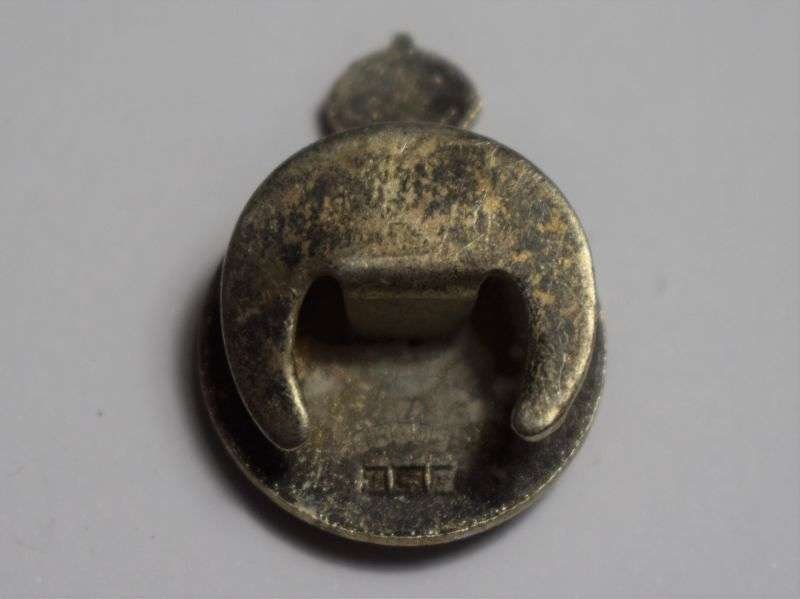 132) Original Hallmarked Silver Regular Army Reserve of Officers Lapel Badge 1955 — image 3