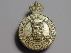 132) Original Hallmarked Silver Regular Army Reserve of Officers Lapel …