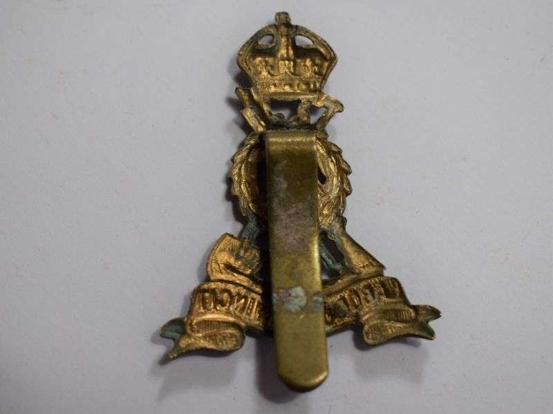 58) Good Original WW1 WW2 Cap Badge Labour Corps Pioneer Corps — image 2