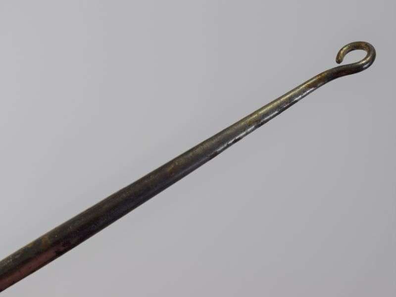 97) Excellent WW1 British Trench Art Button Hook Dated 1915 — image 4