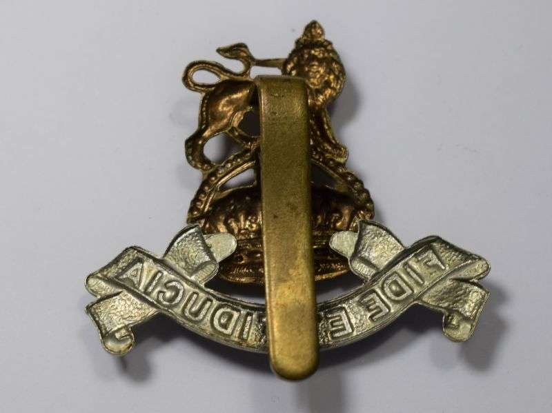 34) Original WW2 RAPC Issue Bi-Metal Cap Badge — image 2