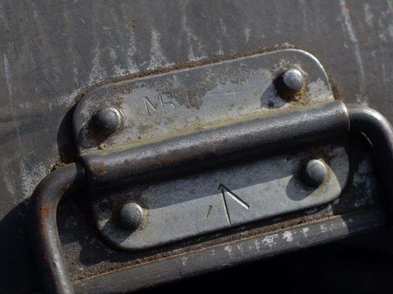 30) Excellent Original WW2 British Steel Mess Tins Dated MB 1941? — image 4