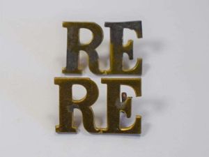 46) Original WW1 WW2 Royal Engineers Shoulder Title Pair