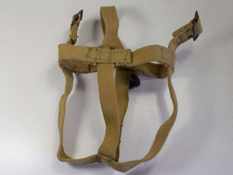 110) Unissued WW2 Canadian Water Bottle Cradle ZL&T.Ltd 1943 — image 3