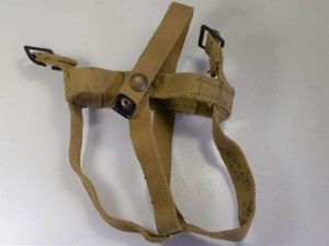 110) Unissued WW2 Canadian Water Bottle Cradle ZL&T.Ltd 1943