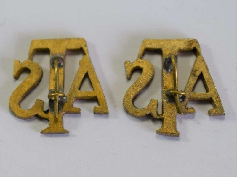 14) Original WW2 ATS Pin On Collar Dog Pair — image 2