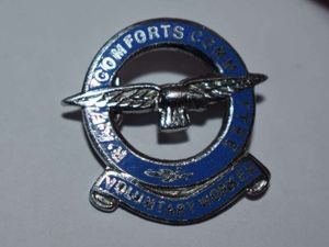 27) Excellent Original WW2 RAF Comforts Committee Voluntary Workers Pin …