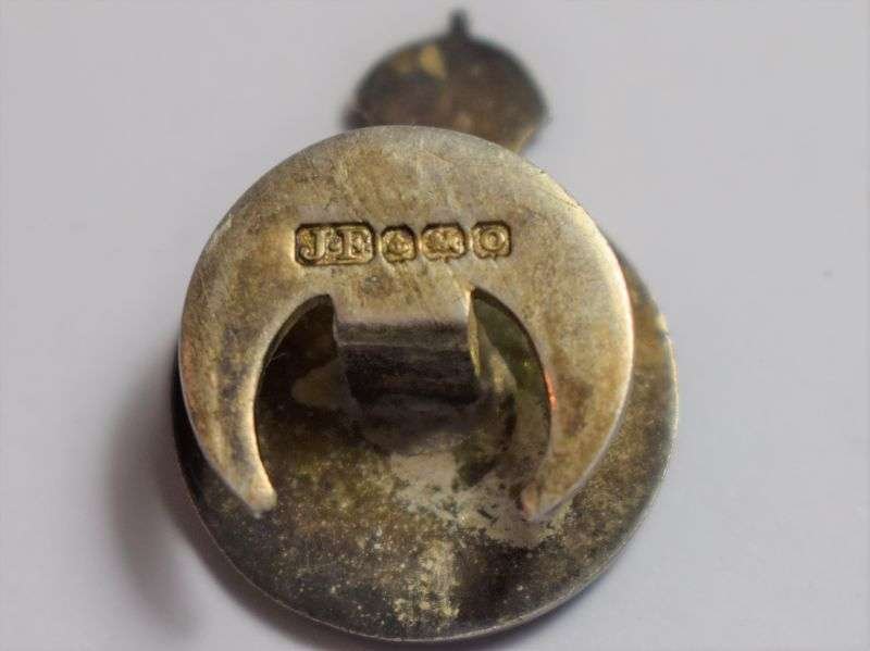 65) Excellent Crisp Pre WW2-Royal Army Reserve Lapel Badge 1938 — image 3