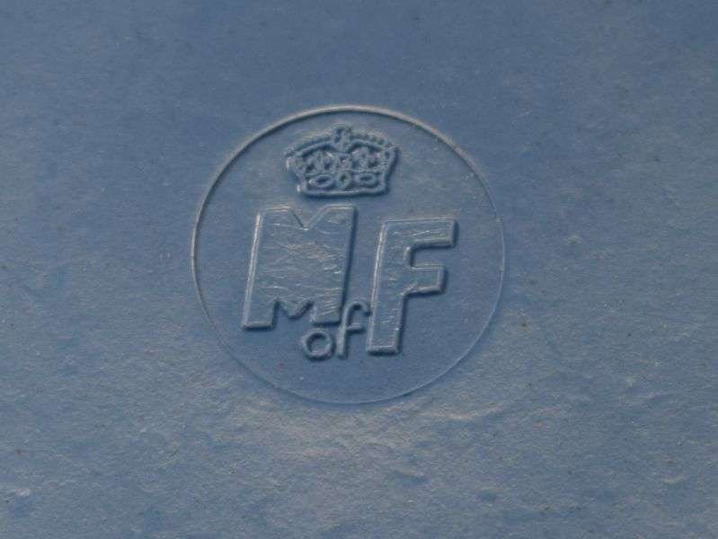 WW2-1950s War Ministry of Food Plastic Blue Bowl — image 2