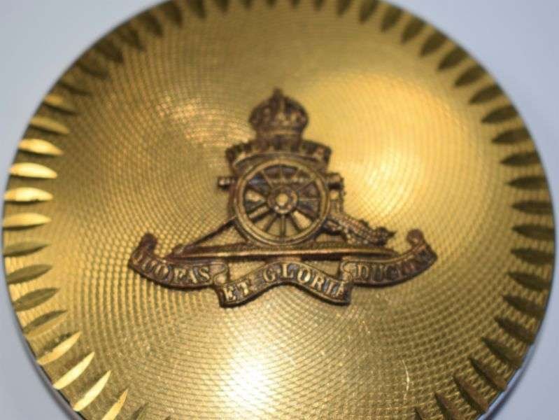 1) Excellent Original WW2 Woman's Sweetheart Compact With RA Badge — image 6