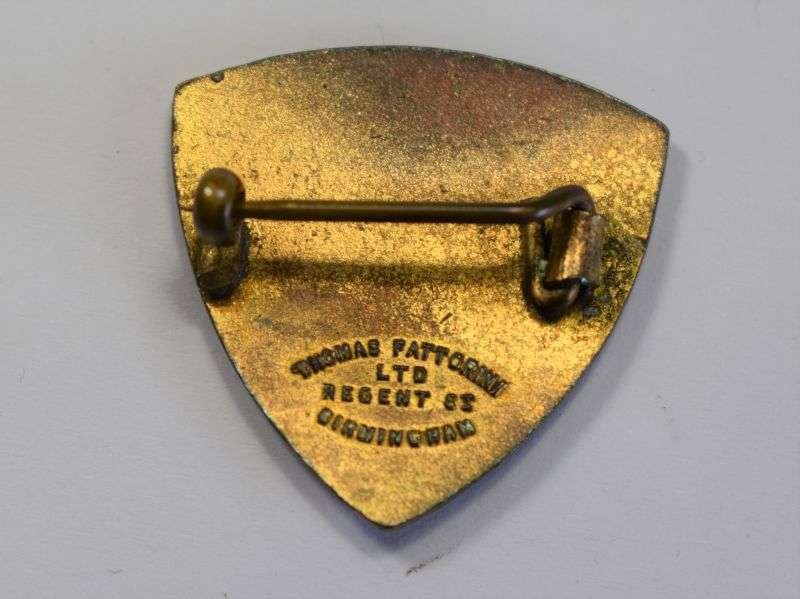 38) Original WW2 Church Army Fellowship of War Workers Enamel Badge — image 2