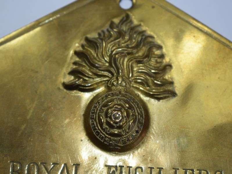 46) Original WW1 WW2 Royal Fusiliers Brass Duty Plate — image 4