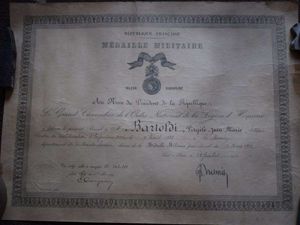 35) Tatty Original 1930s French Certificate for Medaille Militaire