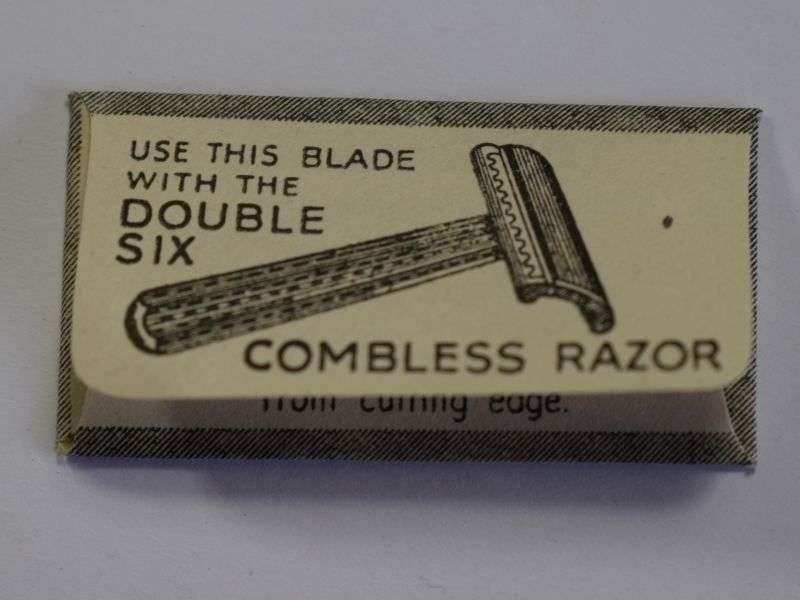 59) Original WW2 British Military Issue Double Six Razor Blade Compass 1944 — image 6