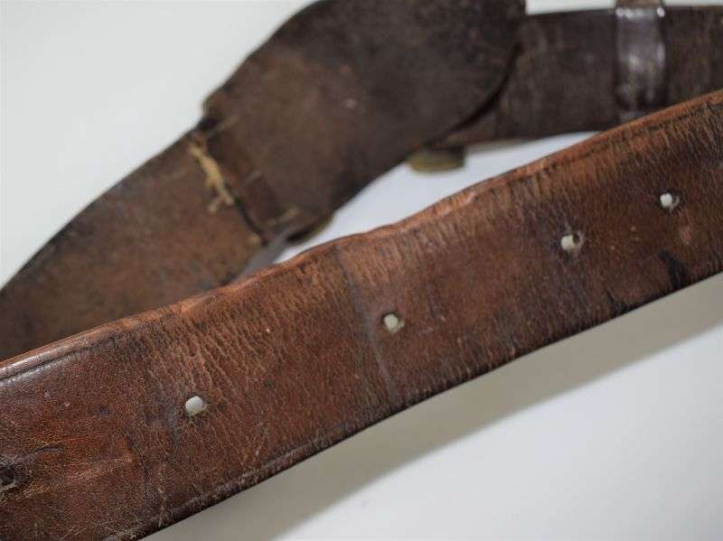 144) WW1 WW2 British Army Leather Sword Belt & Kings Crown Buckle — image 4