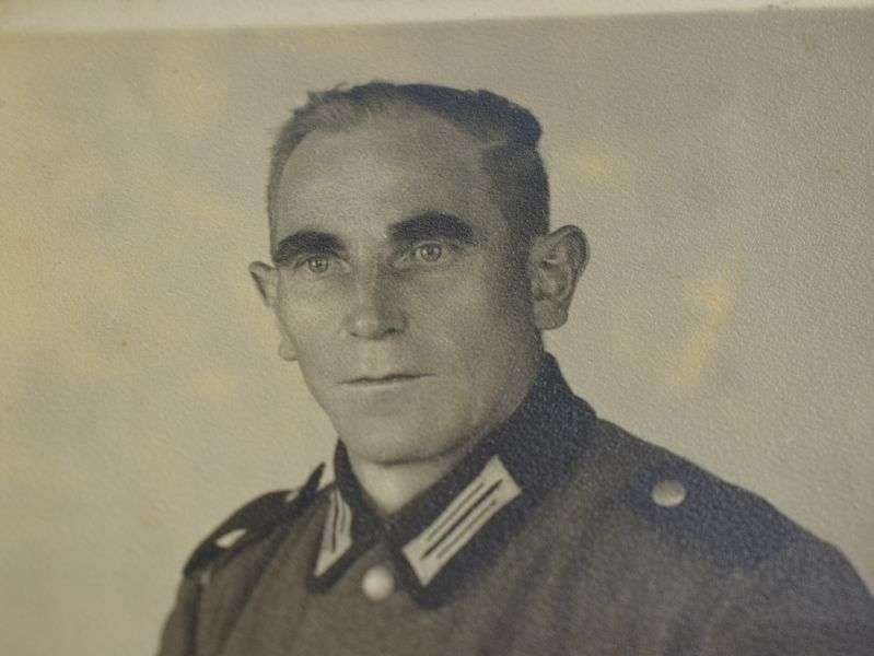 104) Original WW2 German Portrait Photograph of Man in RAD Uniform — image 5