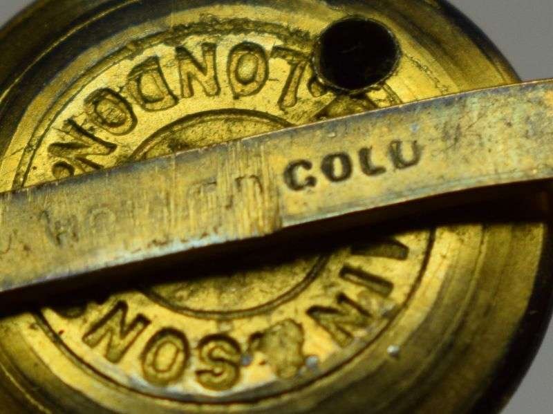 71) Small WW1 WW2 Sweetheart Brooch RNR button on Gold Bar — image 2