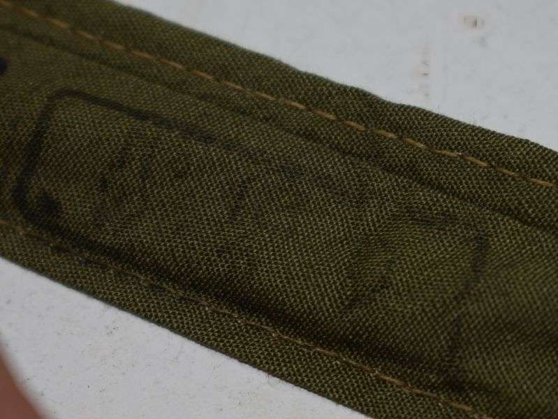135) Mint Original WW2 British Army Issue Green Neck Tie Dated 1945 — image 2