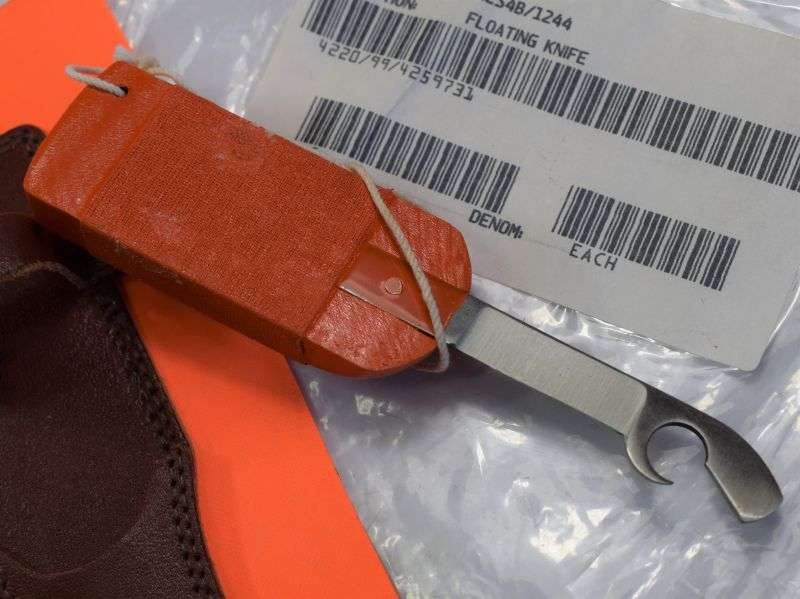 Brand New Mint Original Unissued RAF Issue Floating Knife, Dinghy Knife — image 4
