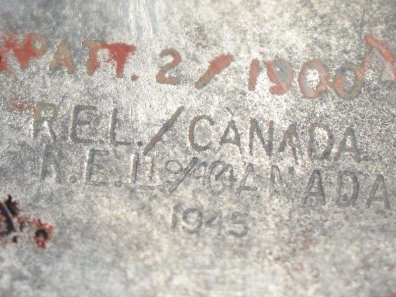 129) WW2 Canadian Made 7X50 Binoculars & Issue Case — image 10