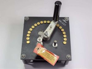 122) Unissued WW2 RAF Bomb Distributor H/O Quadrant AM 5D/687