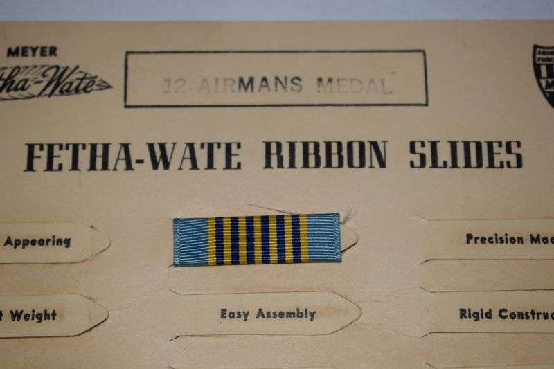 69) Original US Military Airmans Medal Ribbon Slide Bar on Factory Card Display — image 5