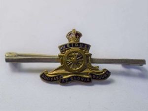 40) Original WW1 WW2 Sweetheart Brooch The Royal Artillery