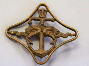 116) Original WW2 Italian Navy War Navigation Badge