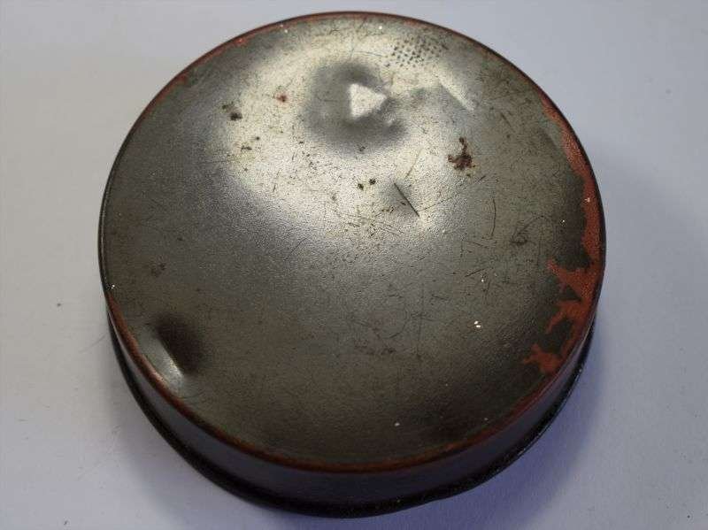 28) British Army Late WW2 – 1950s Dubbin Protective No1 Tin & Contents — image 3