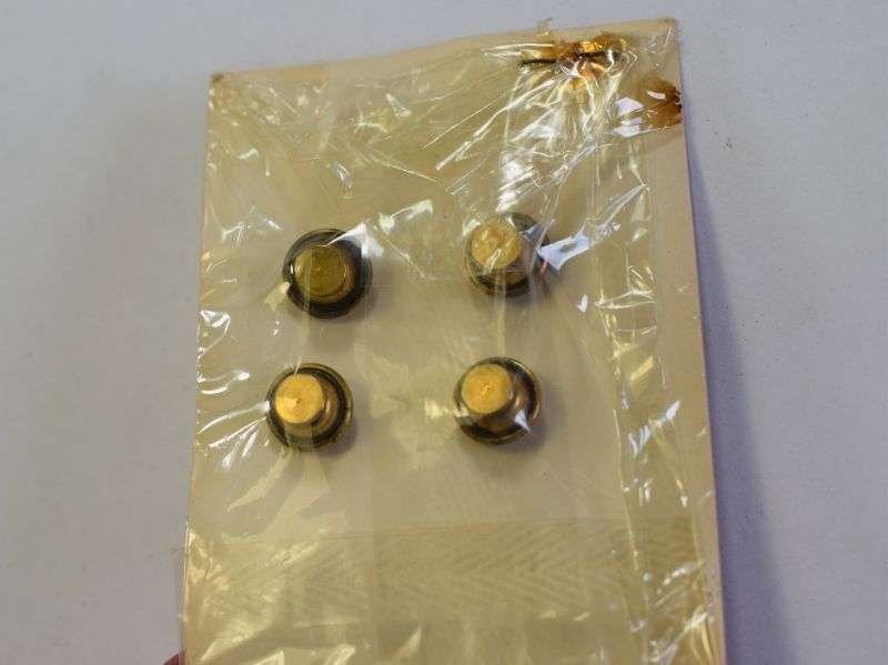 43) WW2 US Army Quartermasters Corps Enamel Collar Insignia on Original Card — image 2