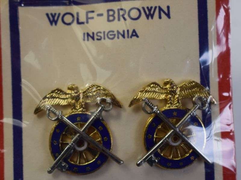 43) WW2 US Army Quartermasters Corps Enamel Collar Insignia on Original Card — image 4