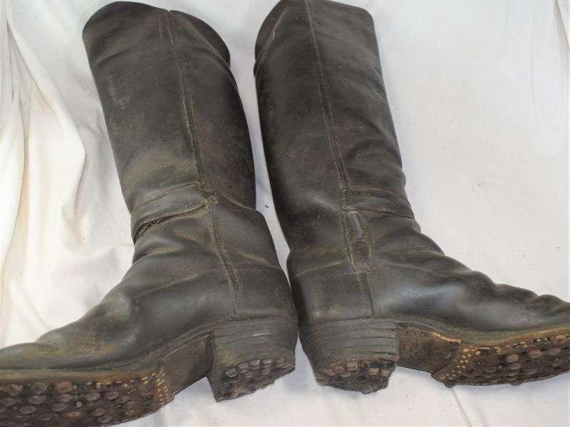 Very Early 19th Century German or French Military Cavalry Boots — image 9