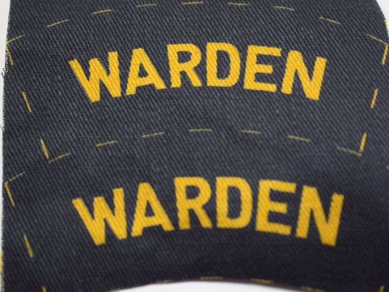 AM) Excellent Original Uncut Pair of Air Raid Wardens Printed Shoulder Titles — image 3
