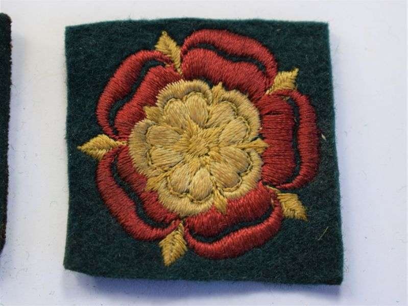 69 An Original Pair Of Cloth Badges to the Catterick District — image 3