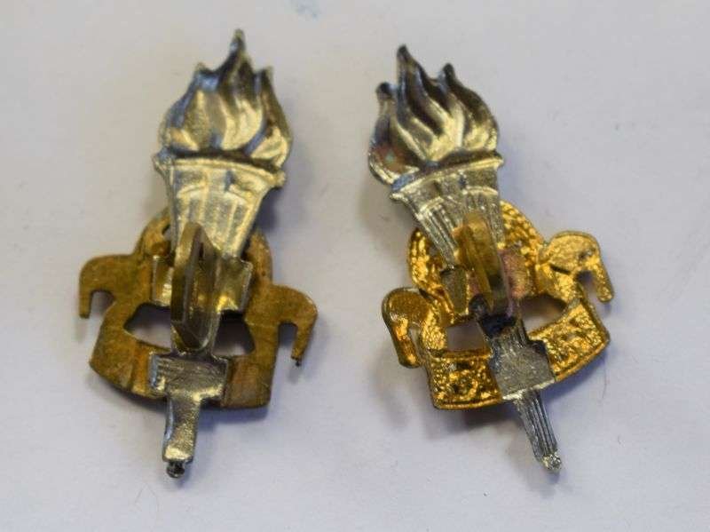 75 Early Post WW2 Kings Crown RAEC Collar Dog Pair — image 2
