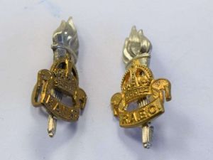 75 Early Post WW2 Kings Crown RAEC Collar Dog Pair