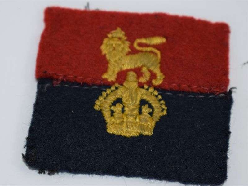 B59) Original Kings Crown War Office Controlled Units Cloth Insignia Pair — image 4
