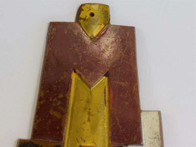 B62) Original WW2 Fascist Italian Gil Youth Badge Bakelite Sleeve Badge — image 4