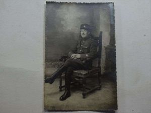 64 Interesting WW1 Studio Photograph of British Army Officer