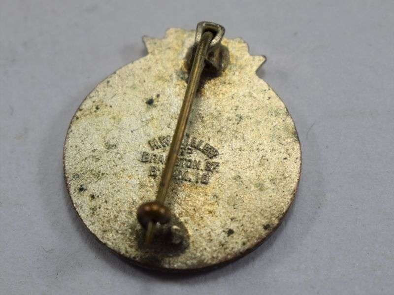 49 WW1 WW2 Merchant Navy Lapel Badge — image 2