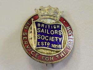 49 WW1 WW2 Merchant Navy Lapel Badge